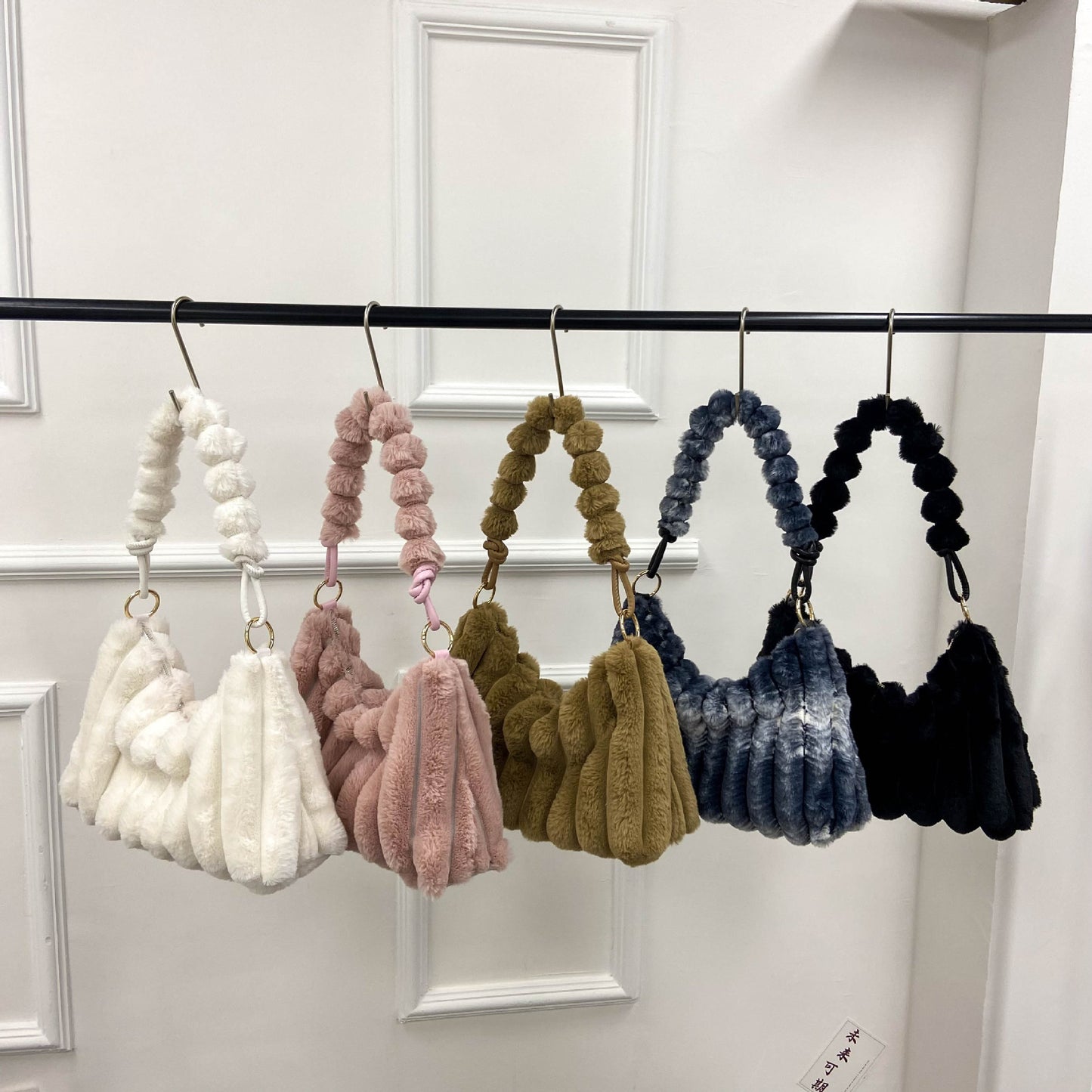 Plush Trendy Shoulder Bag – Large Capacity, Simple Underarm Tote for Women